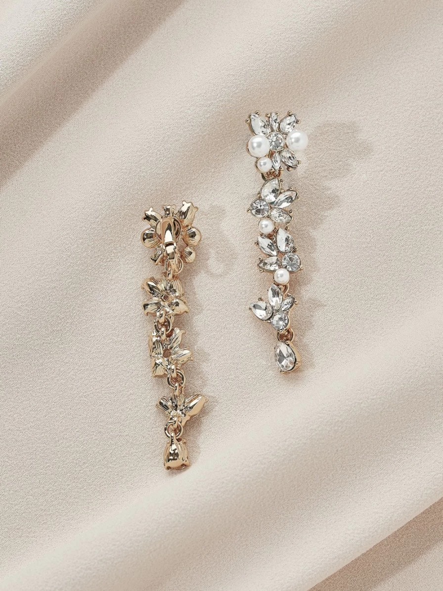 Olive & Piper Savannah Clip-On Drop Earrings – Elegant Gold Hoop Dangles