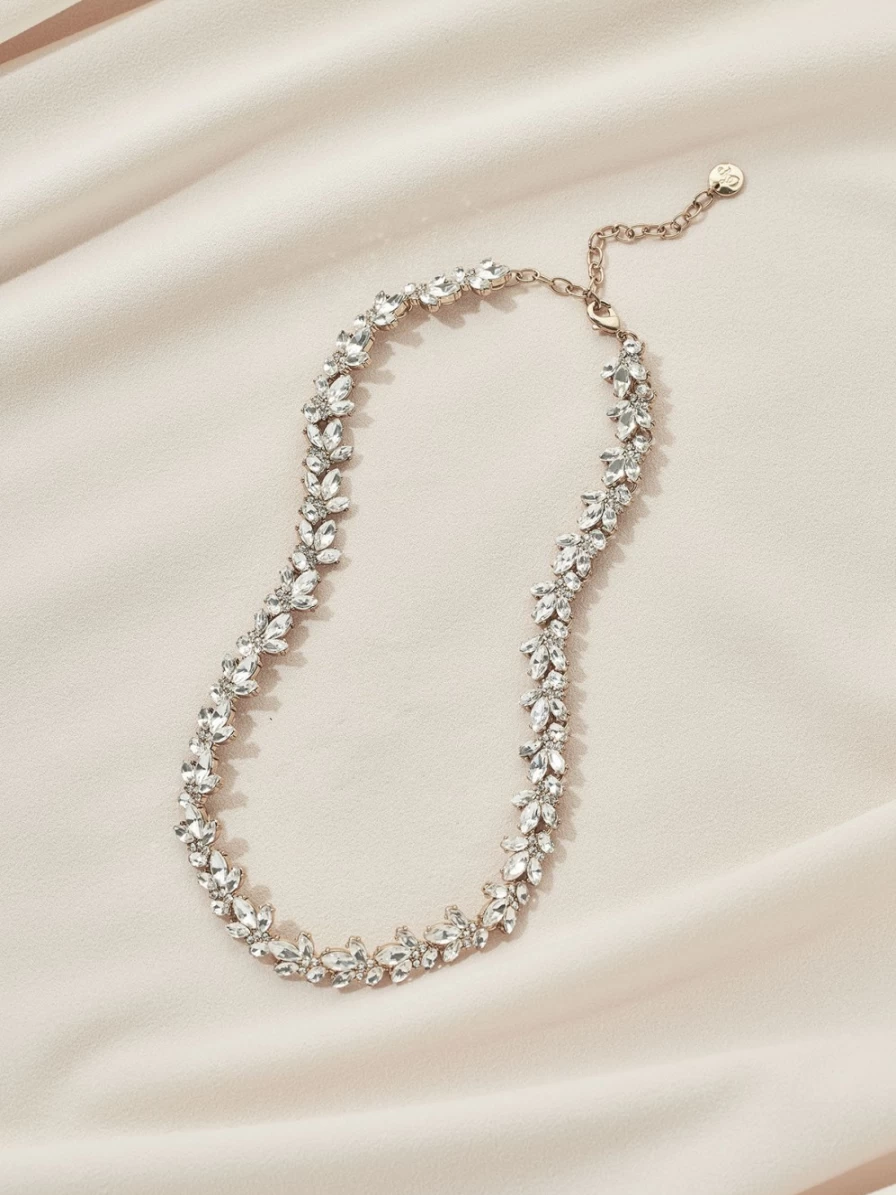 "Olive & Piper Mini Lucy Necklace - Elegant & Dainty Gold Pendant for Women"