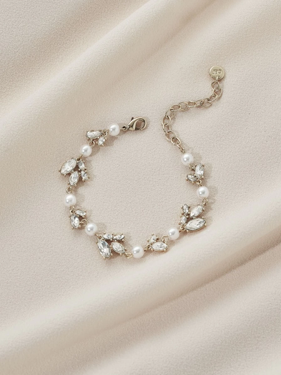 Olive & Piper Cosette Bracelet - Elegant & Dainty Gold-Tone Chain Bracelet for Women