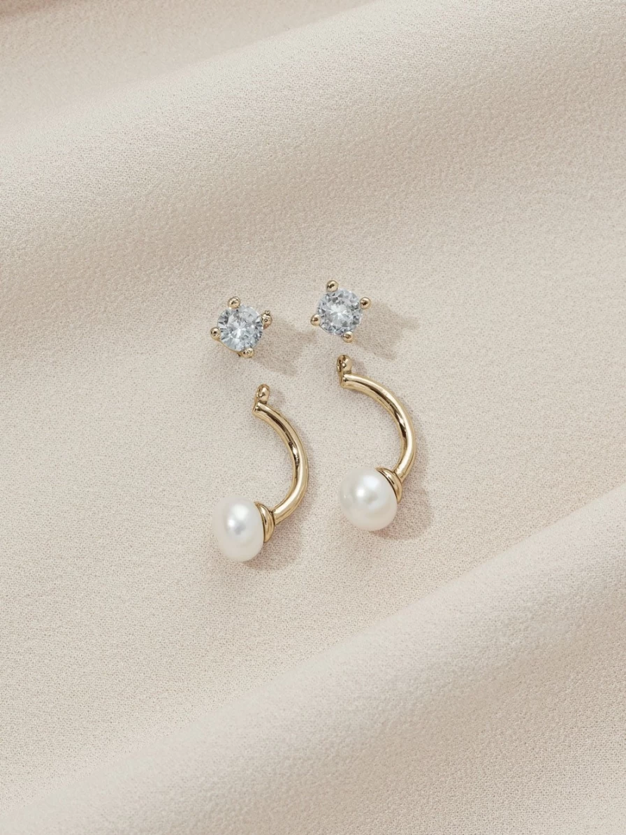 Olive & Piper Aria Gold Hoop Earrings - Elegant & Timeless Jewelry