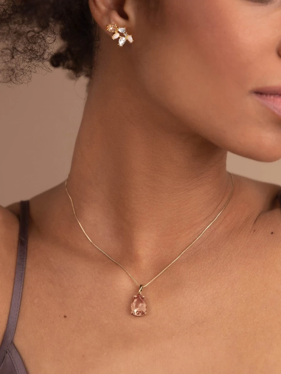 "Olive & Piper Anita Pendant - Elegant Gold Layering Necklace for Women"