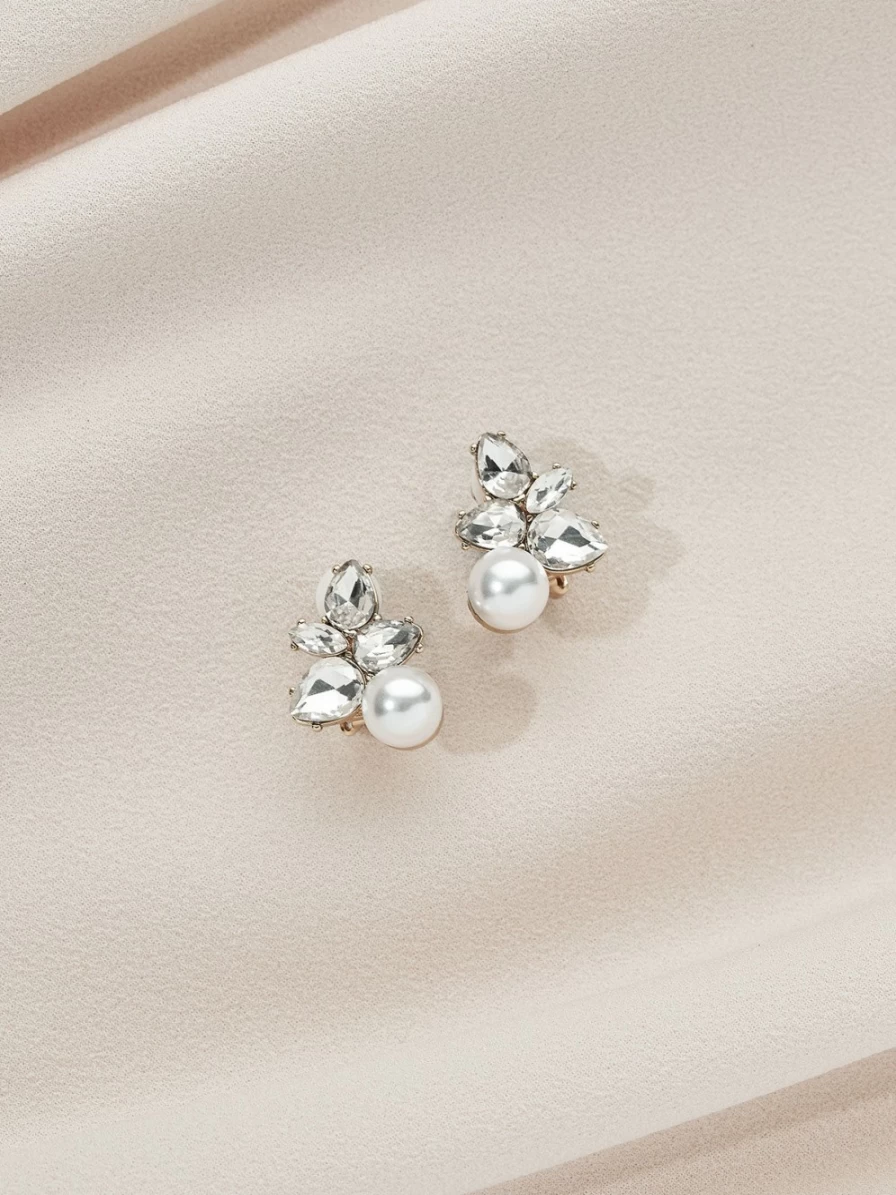 Olive & Piper Remi Clip-On Stud Earrings – Gold-Tone Hoop Earrings for Women