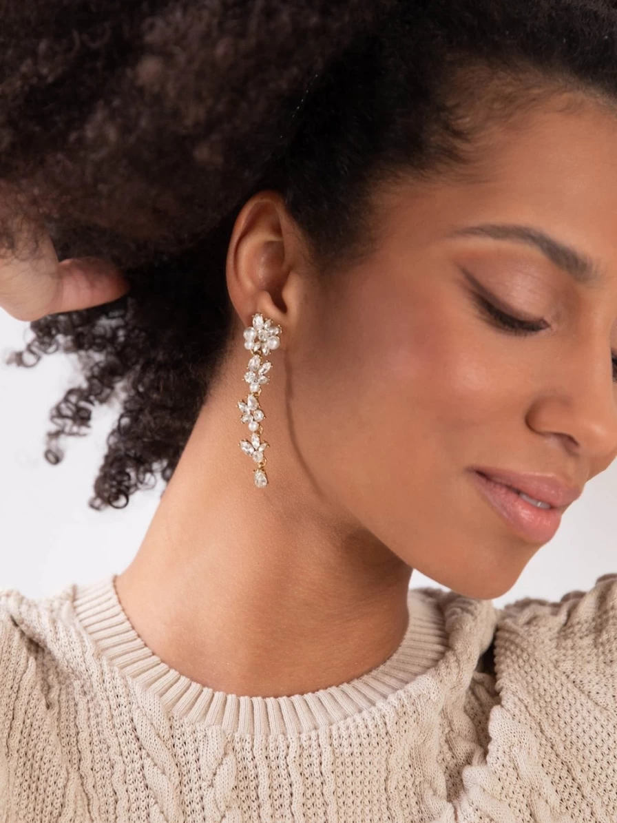 Olive & Piper Savannah Clip-On Drop Earrings – Elegant Gold Hoop Dangles