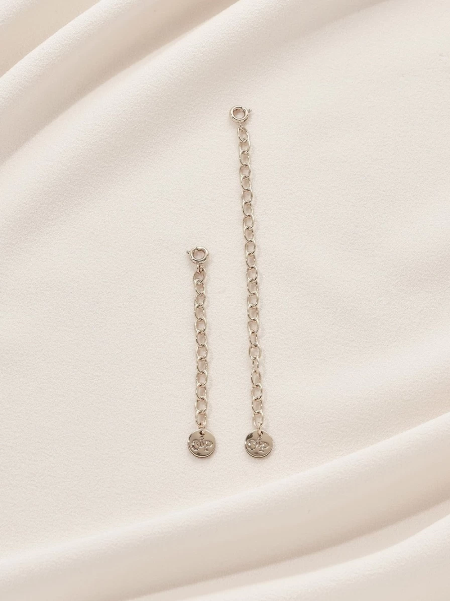 "Olive & Piper Gold Chain Extender - Adjustable Necklace Extender for Jewelry Customization"