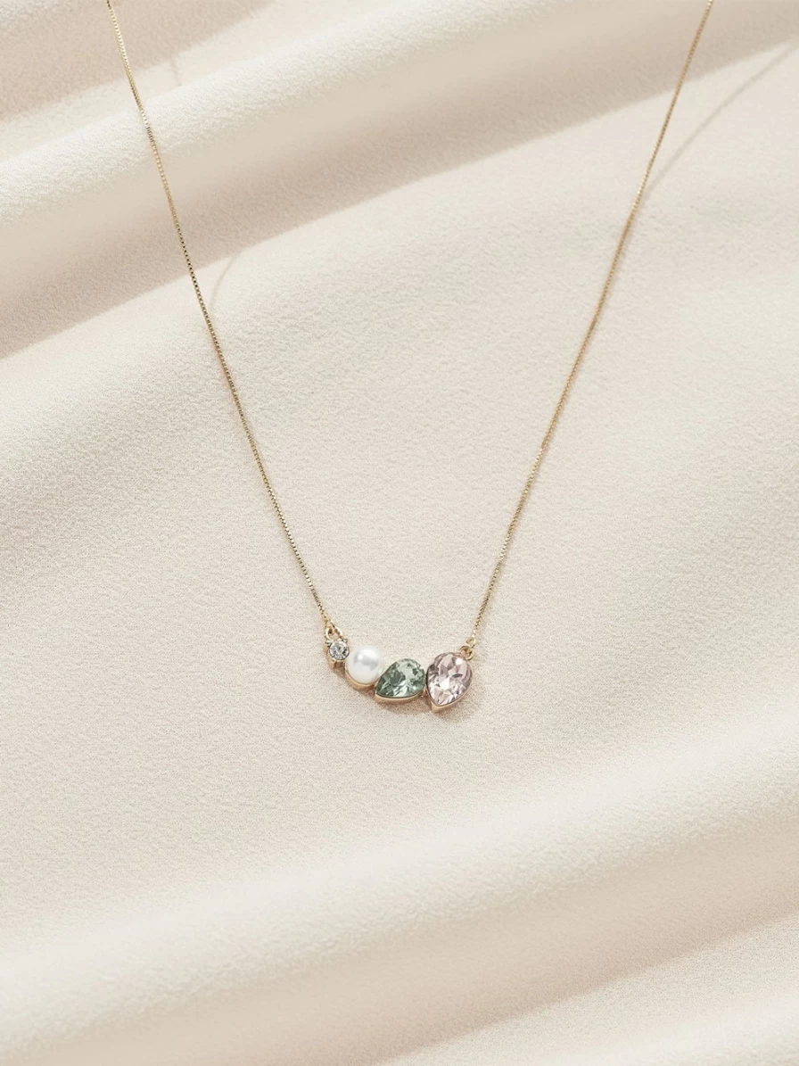 Olive & Piper Teri Gold Pendant Necklace - Elegant Layering Jewelry