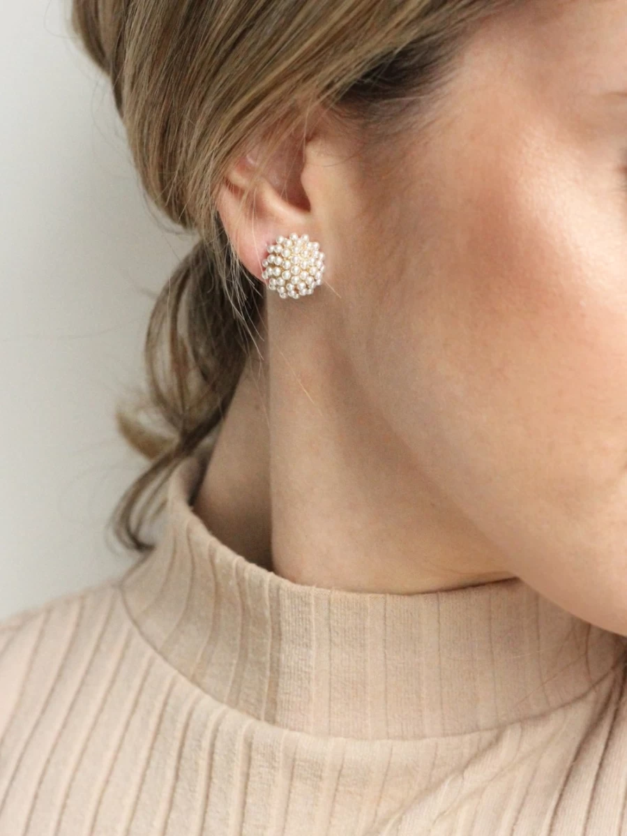 Olive & Piper Gold Pearl Pave Stud Earrings - Elegant & Timeless Jewelry