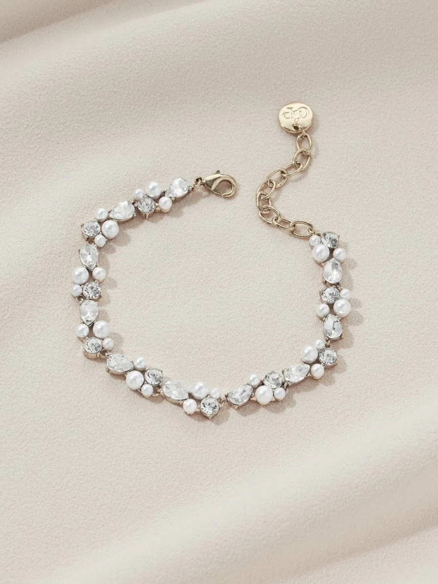 Olive & Piper Nigella Bracelet - Elegant & Stylish Beaded Jewelry for Women